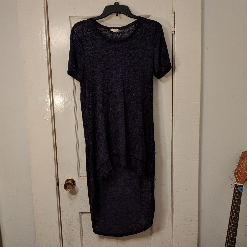 High low top with lace hem
